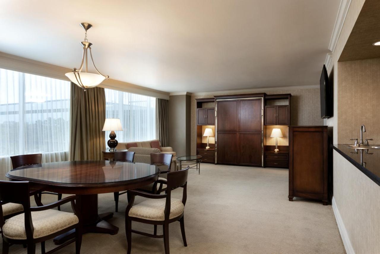 VIP Suite 1 King or 2 Double Beds