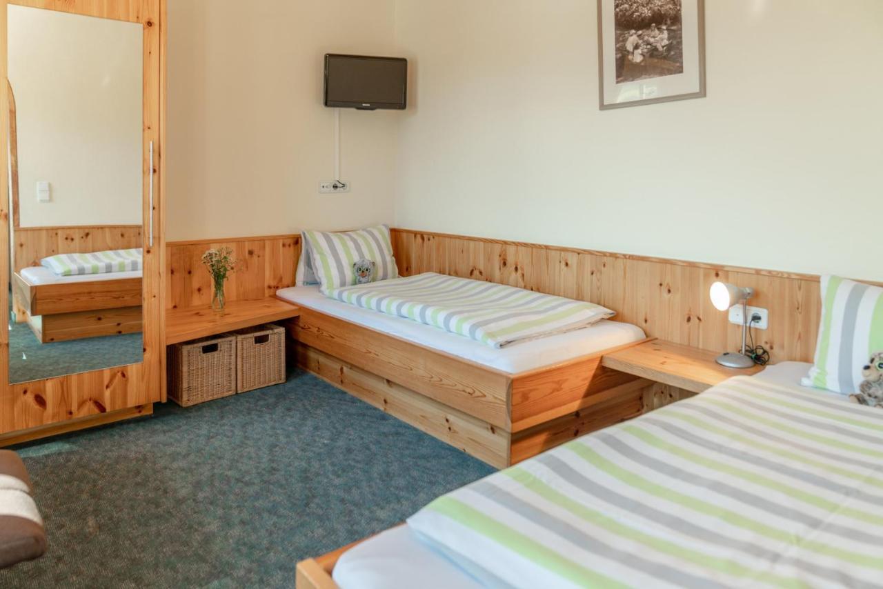 Familienzimmer mit Balkon