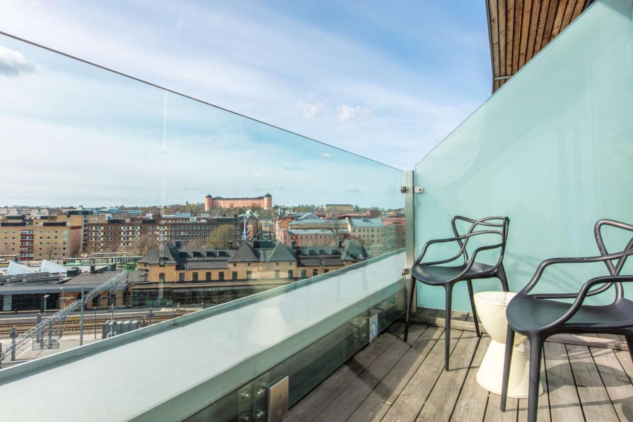 Standard Room with City View and Balcony