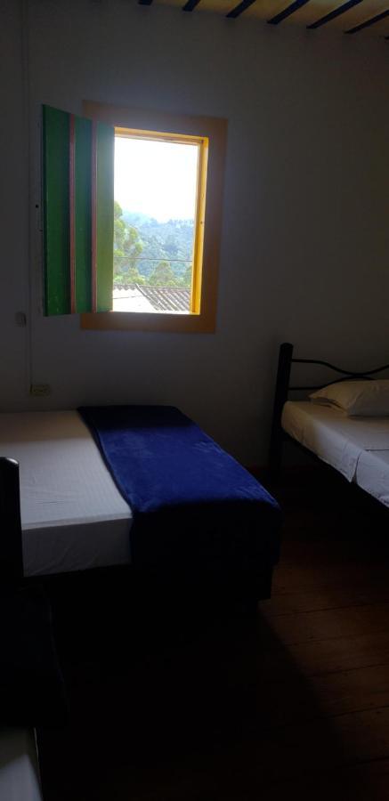 Habitación Cuádruple con vistas a la montaña