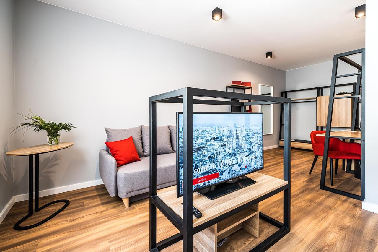UP Studio Double,1257962668:JPEG