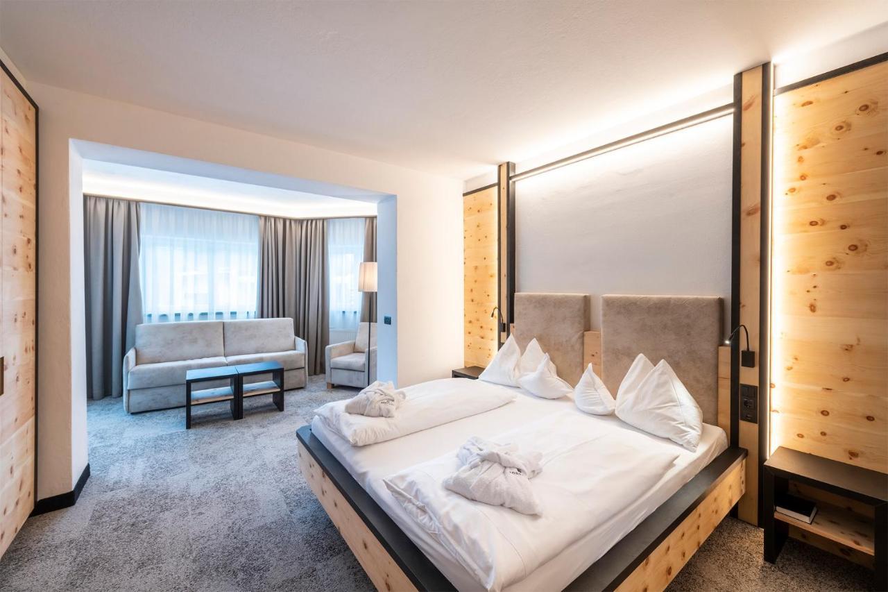 Junior Suite,1263476545:JPEG