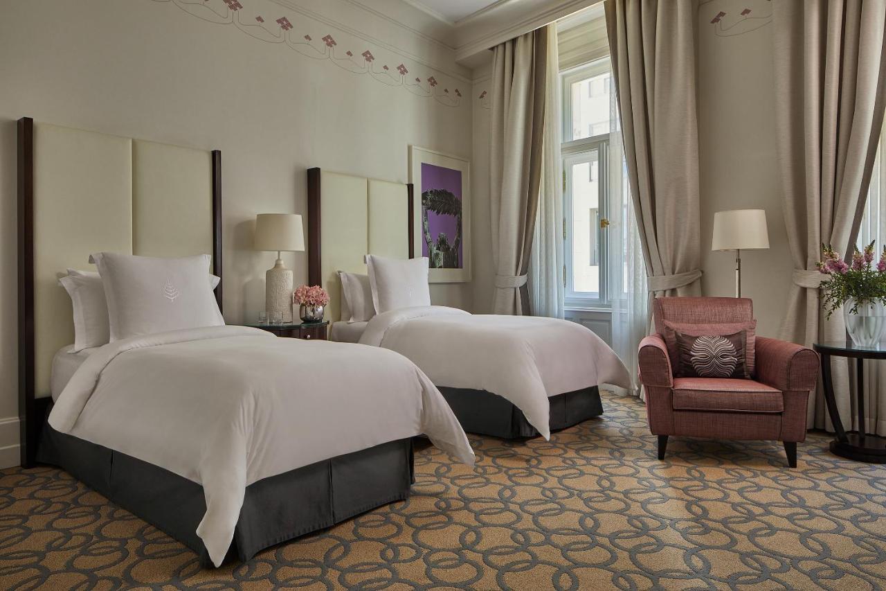 Quarto Gresham com 2 Camas Individuais