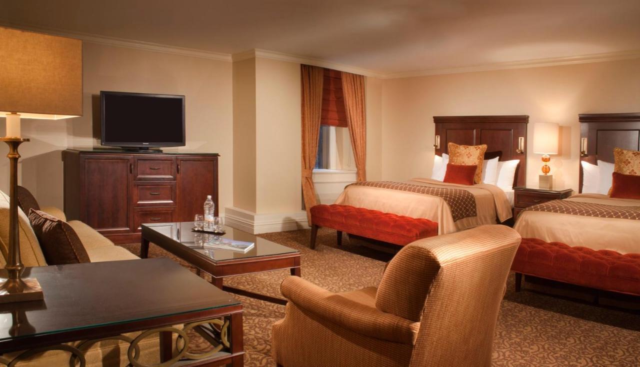 Premier Zimmer – 2 Doppelbetten