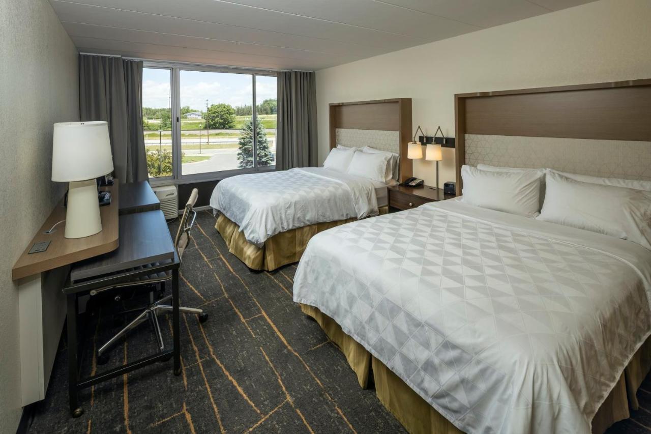Standard Queen Room Two Queen Beds