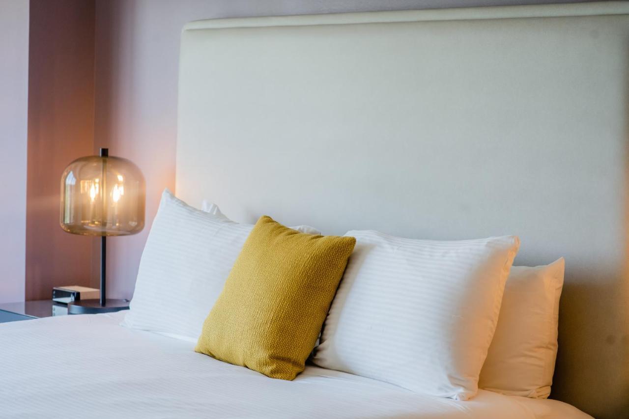 Premium 1 King Bed