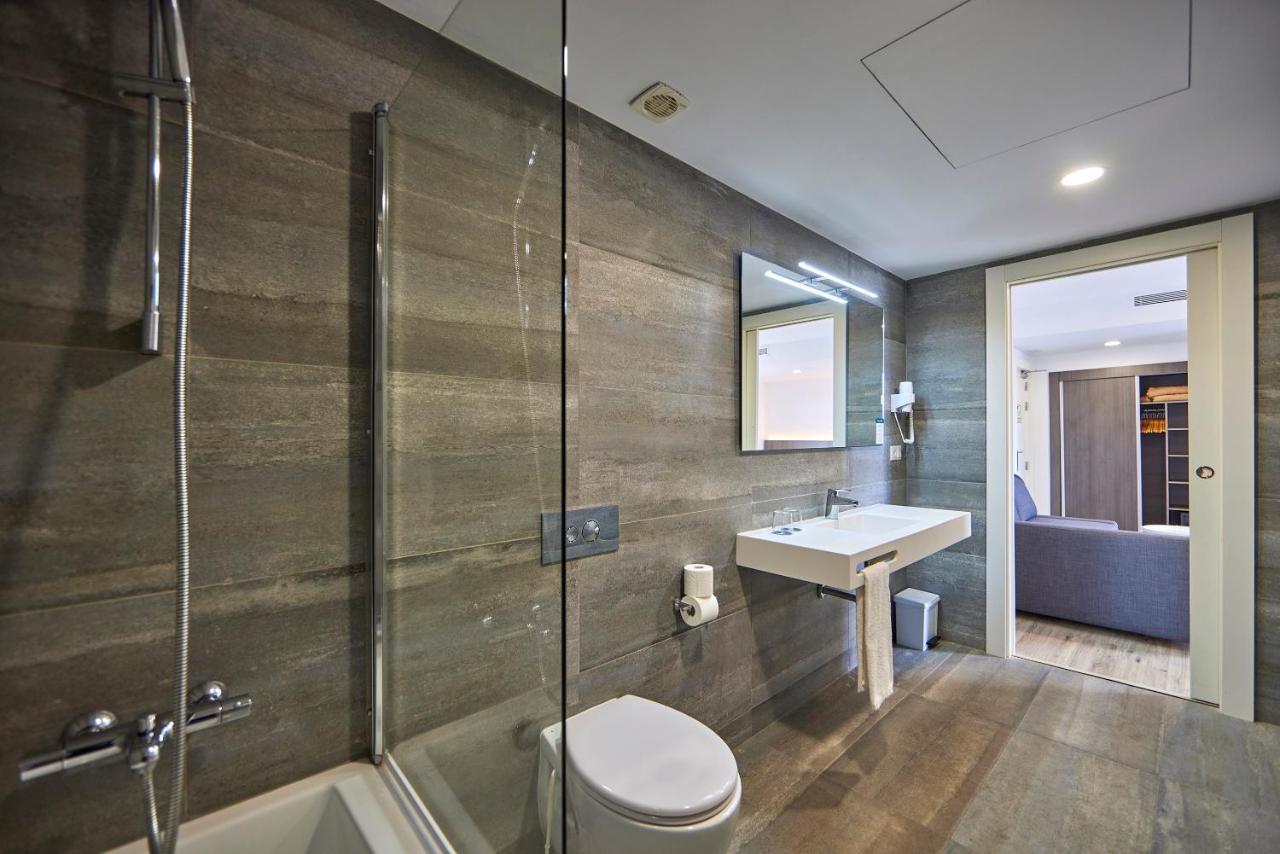 Suite com Varanda