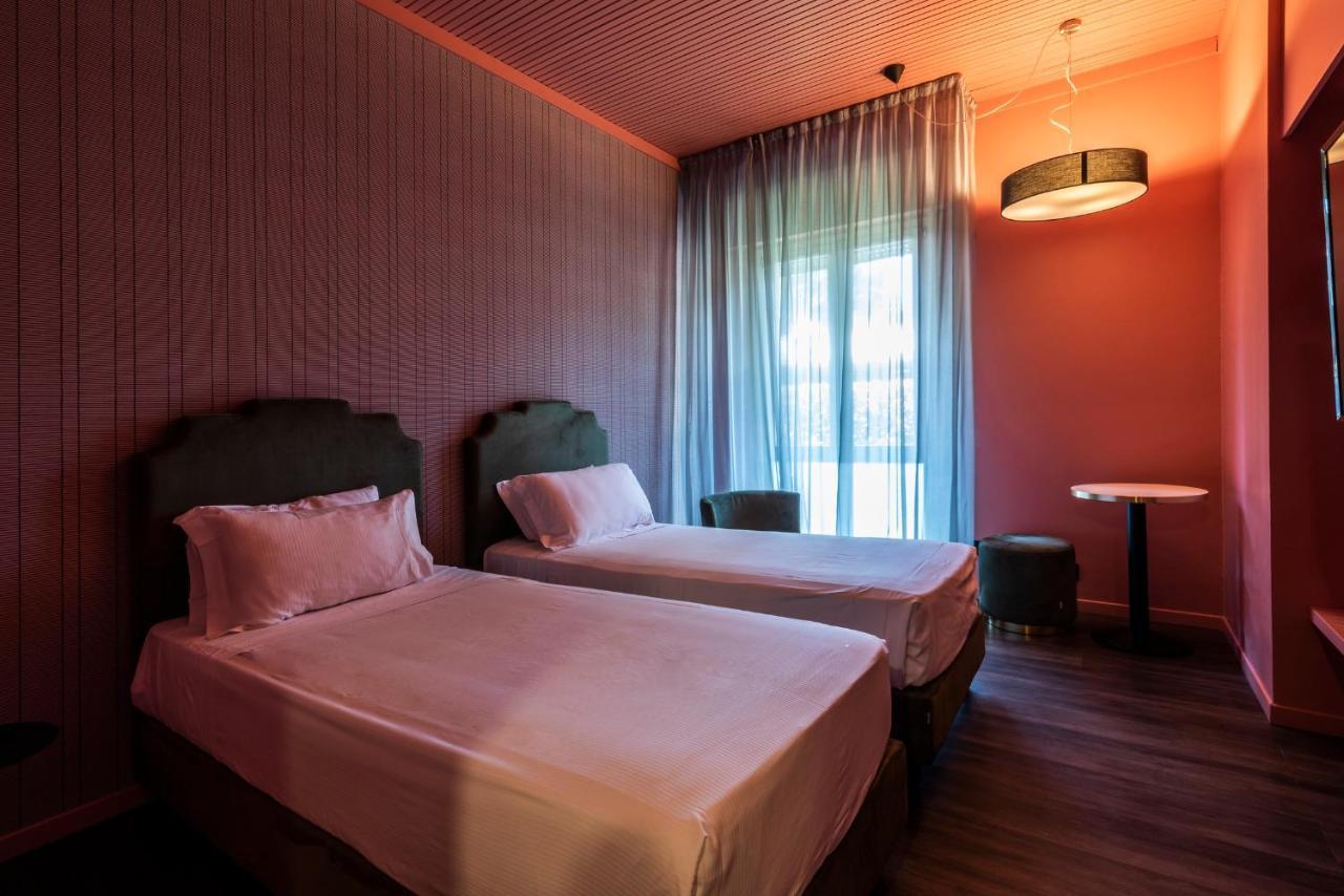 Double or Twin Room Annex,1264067824:JPEG