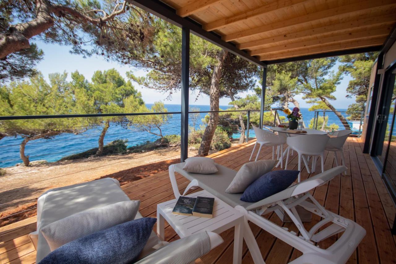 Camping Villa First Row To The Sea