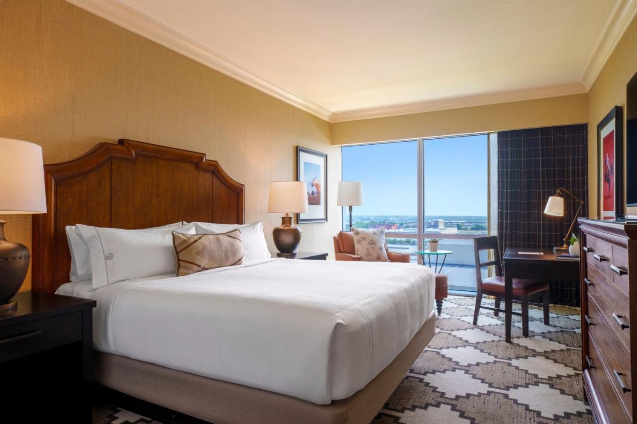 Classic Deluxe Room 1 King Bed