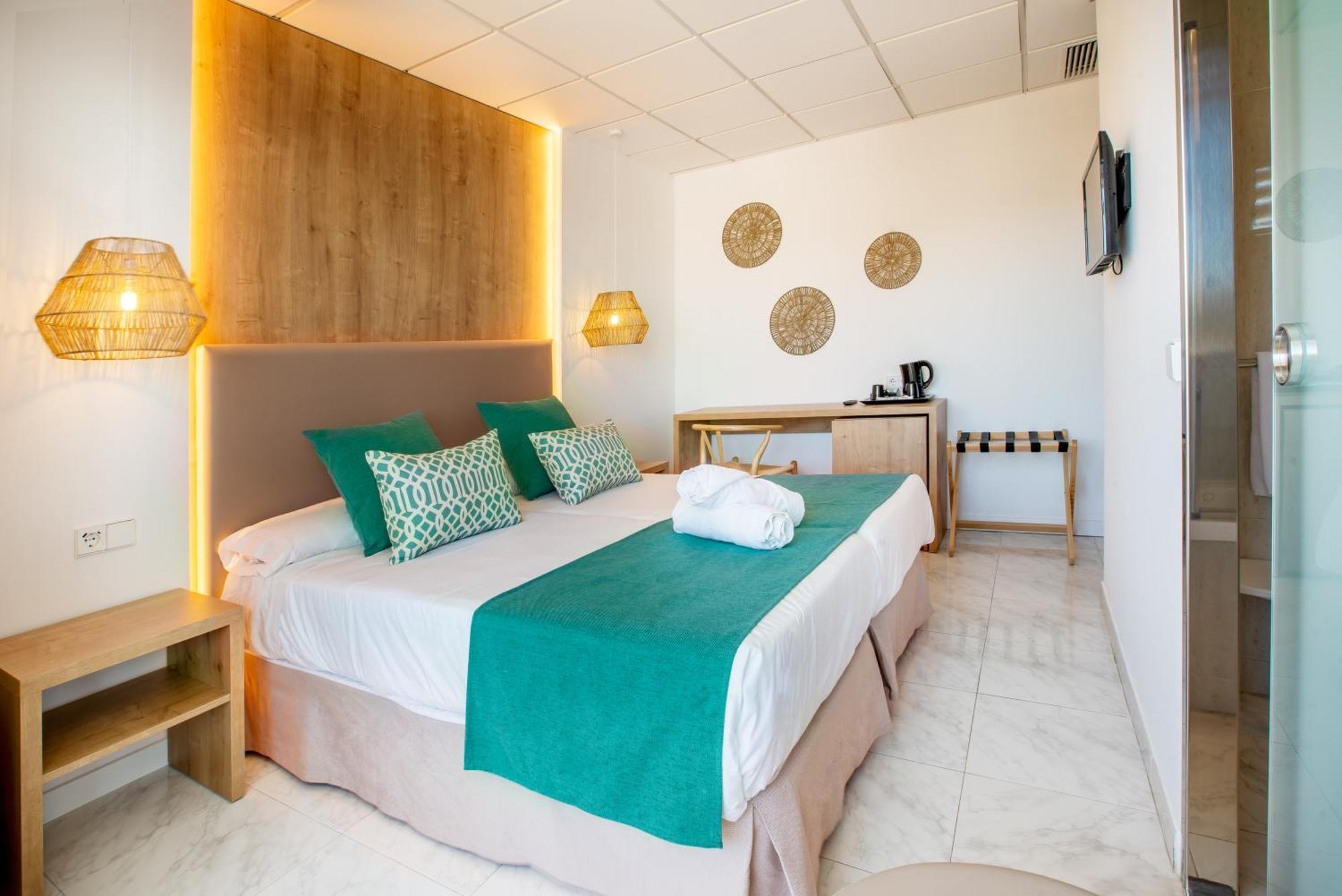 Quarto Duplo Deluxe com Vista Lateral Mar