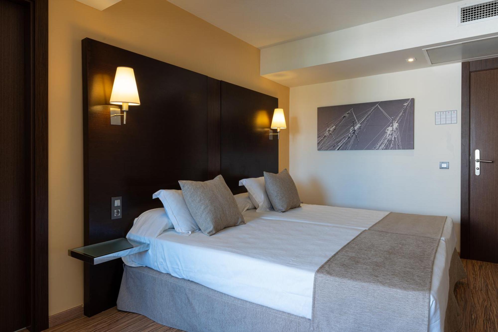 Quarto Duplo