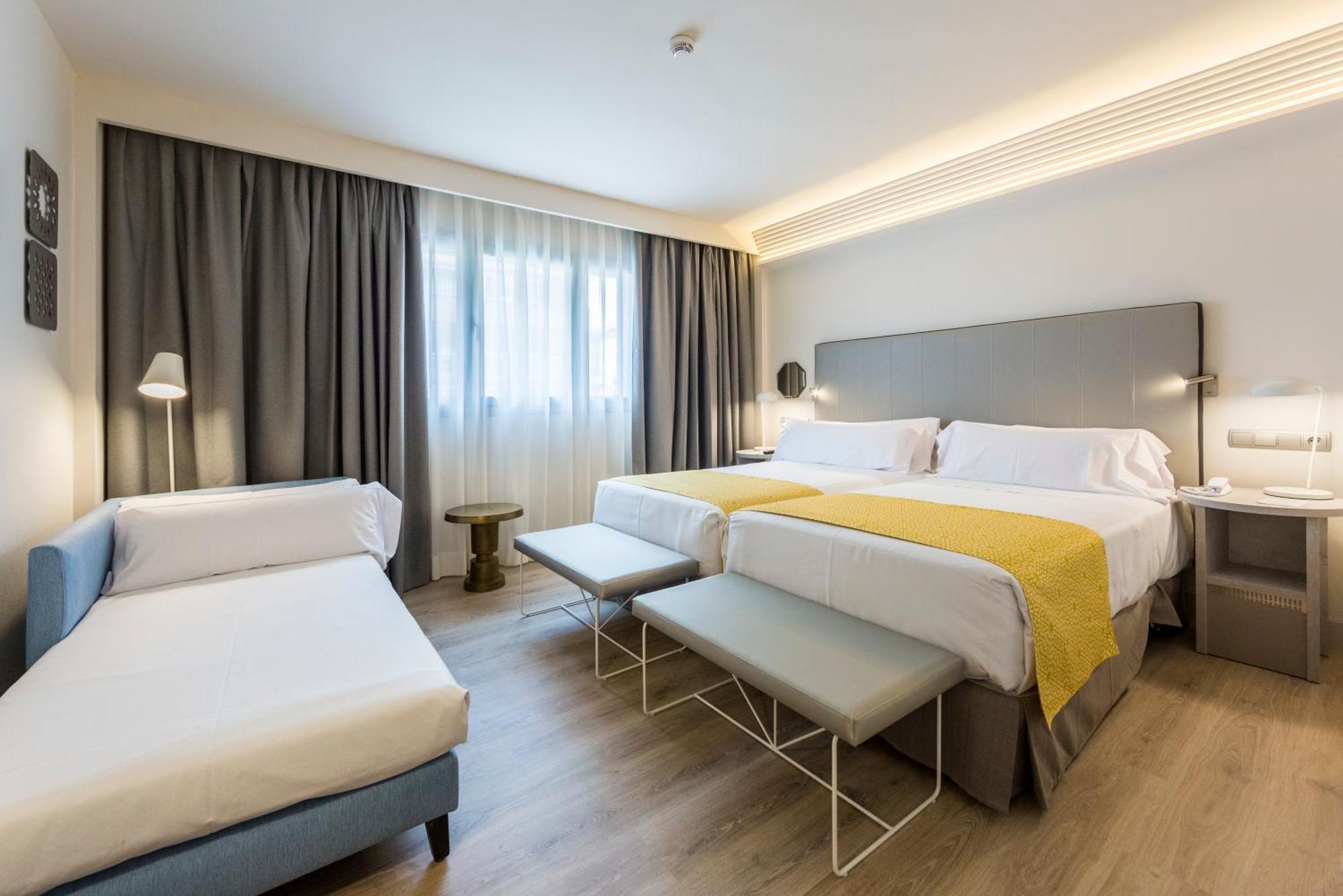 Dreibettzimmer
