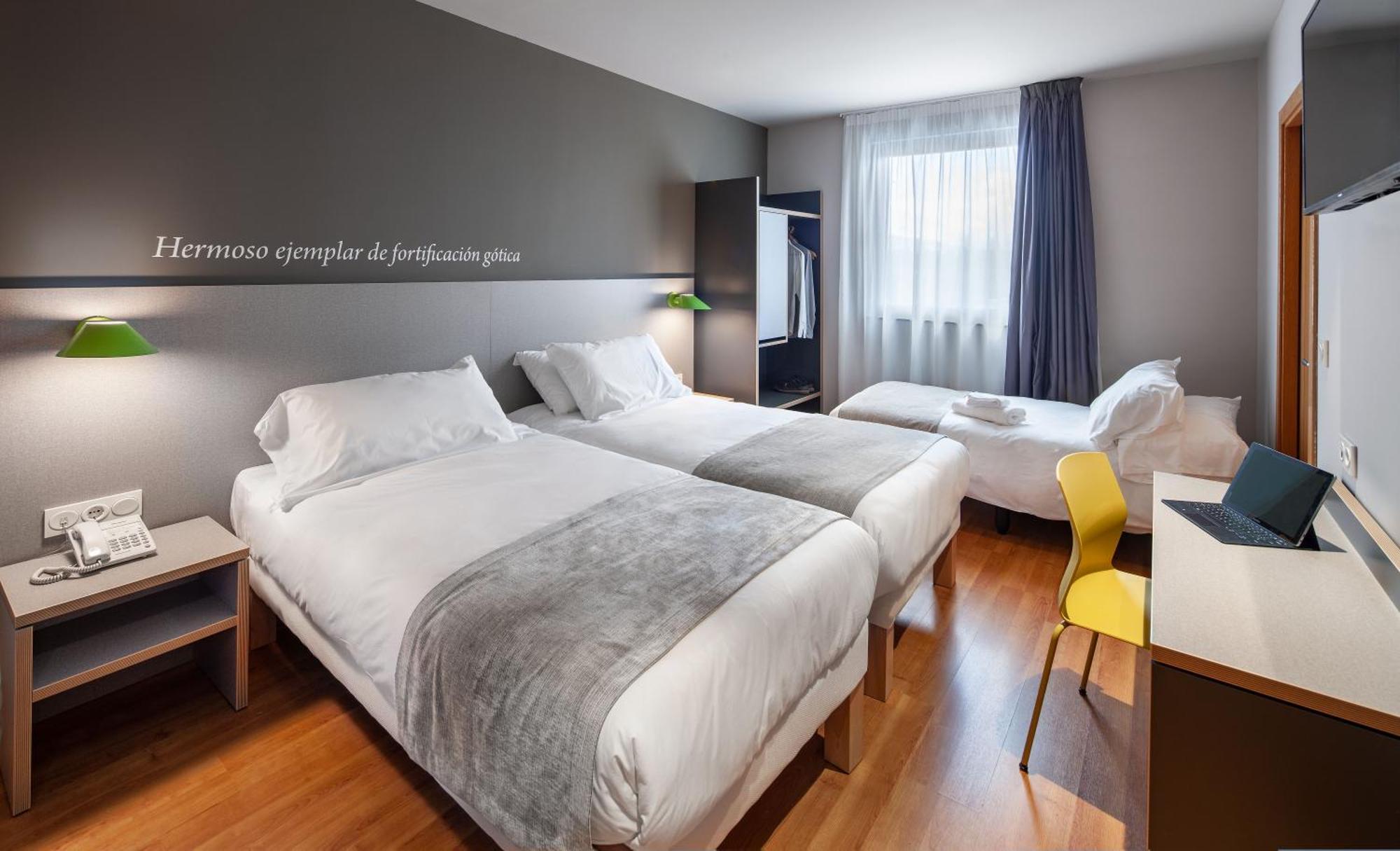 Standard Triple Room,1765151501:JPEG