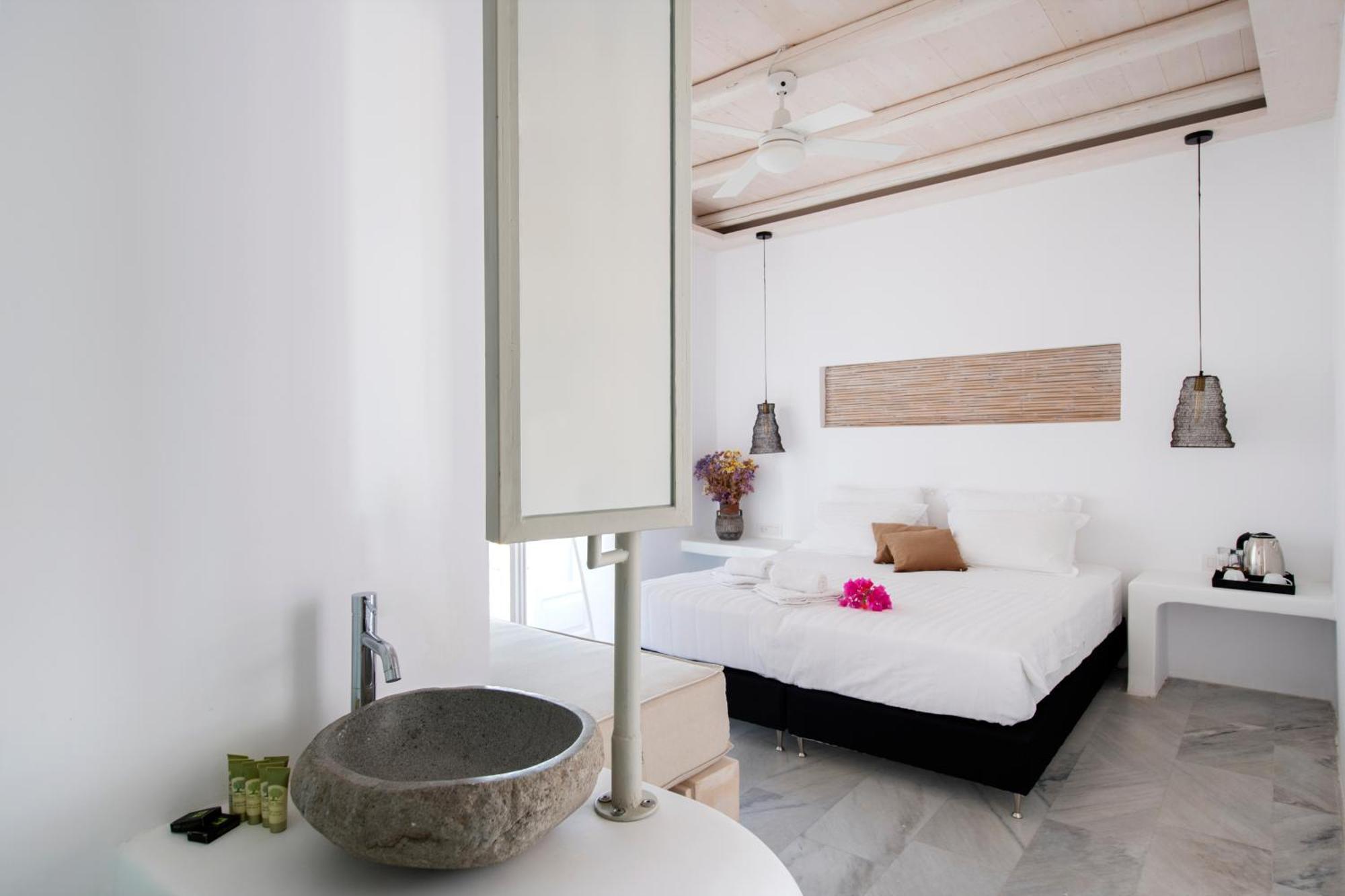 Premium Double Room Courtyard View