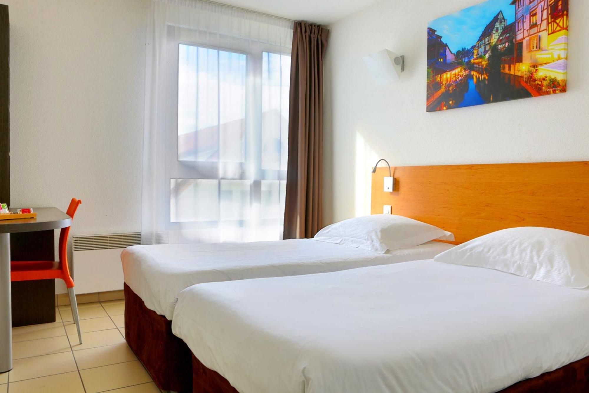 Twin Beds Studio,933813970:JPEG