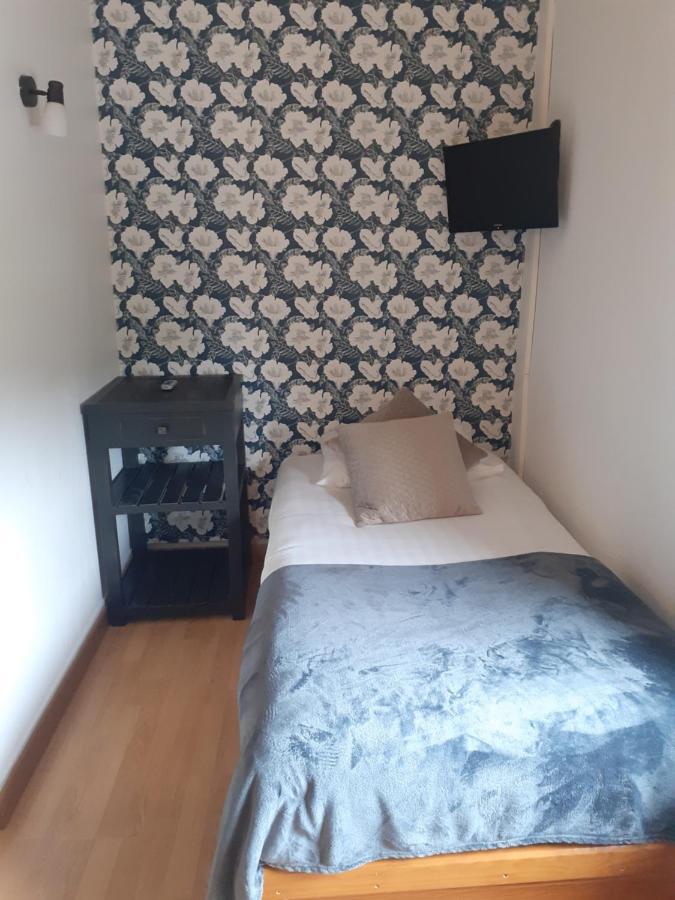 Chambre Triple avec Salle de Bains Privative