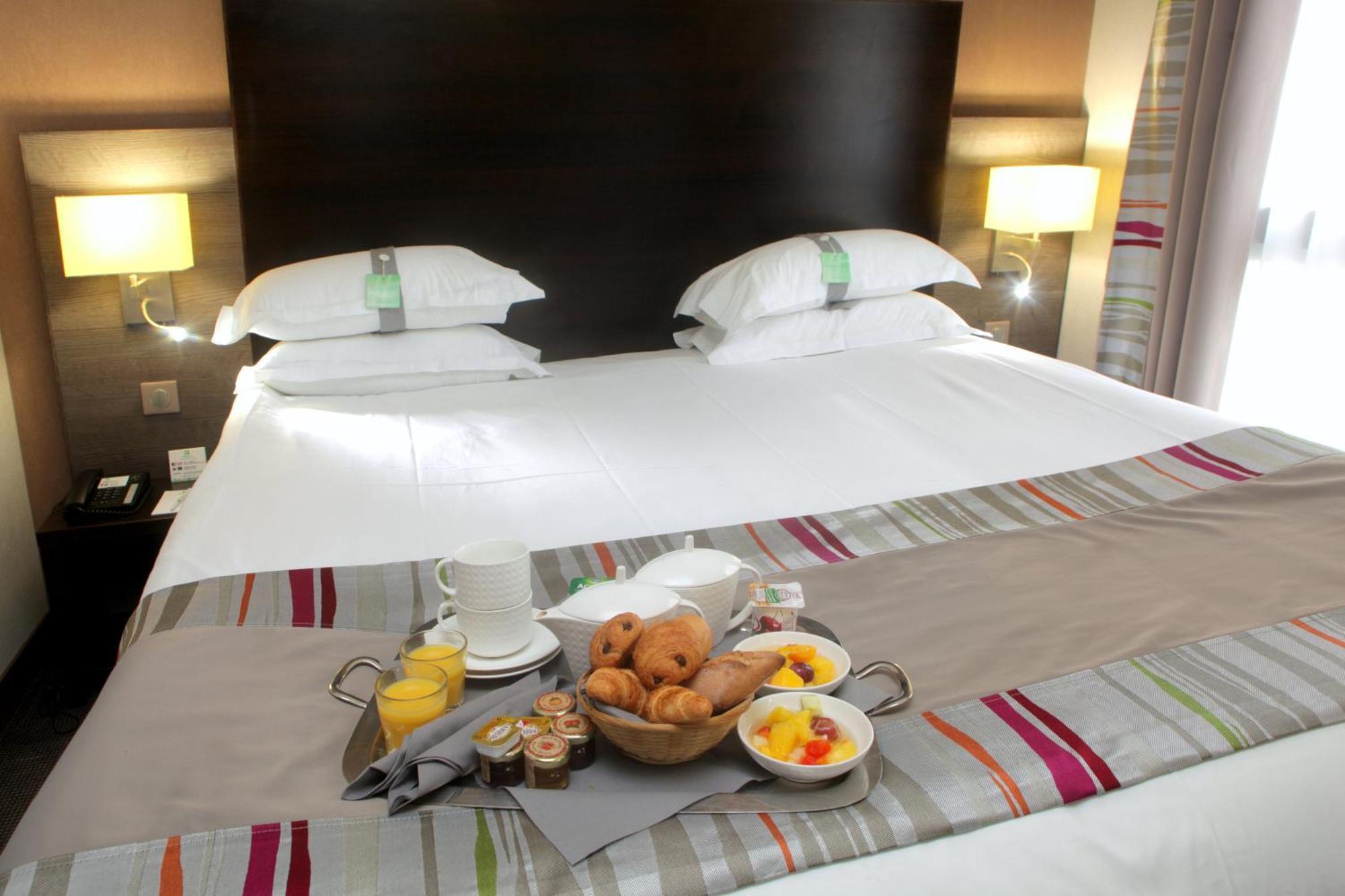 Premium King Room