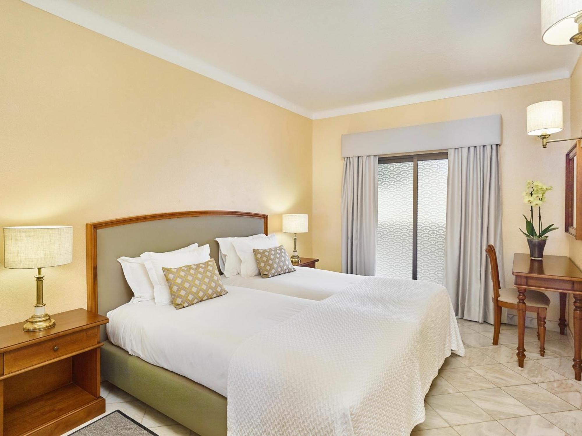 Family Suite,1274275471:JPEG
