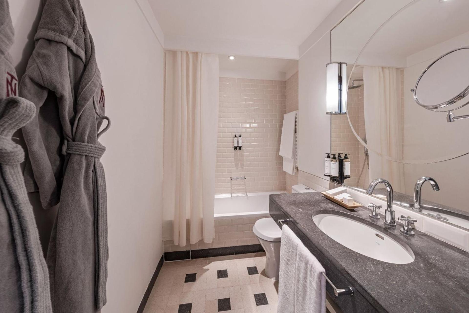 Quarto Individual