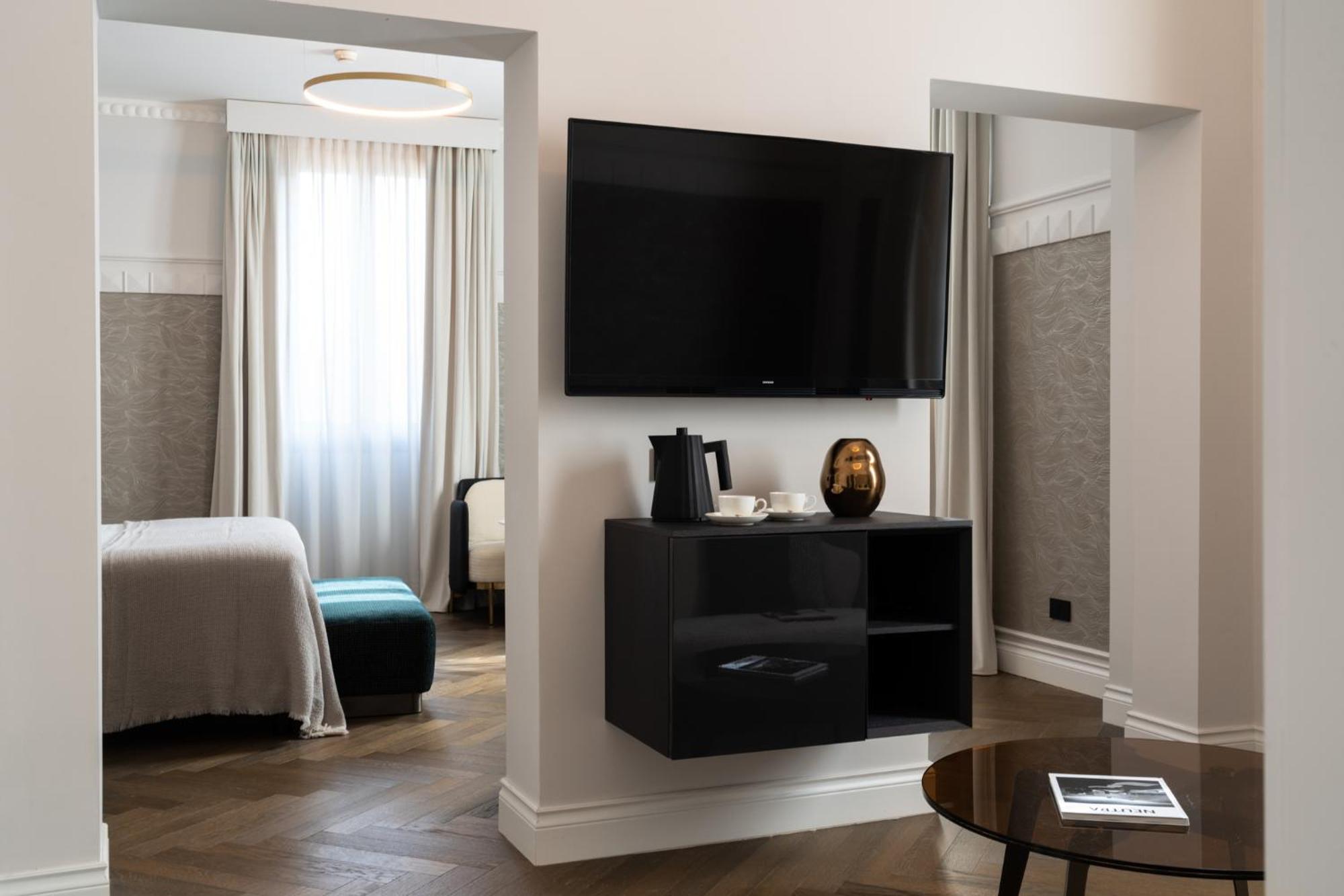 Junior Suite,1274581363:JPEG