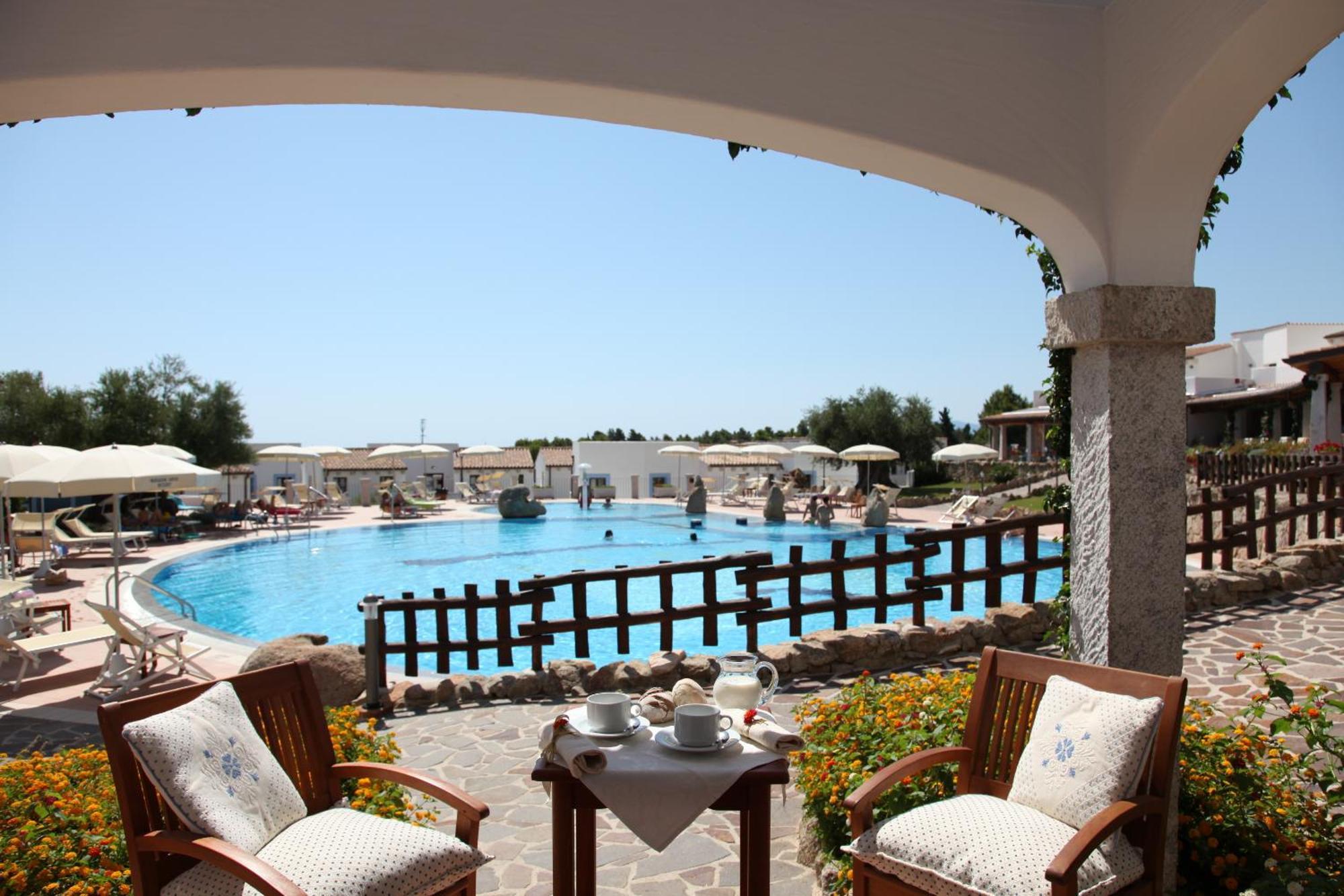 Comfort Triple Room Pool View