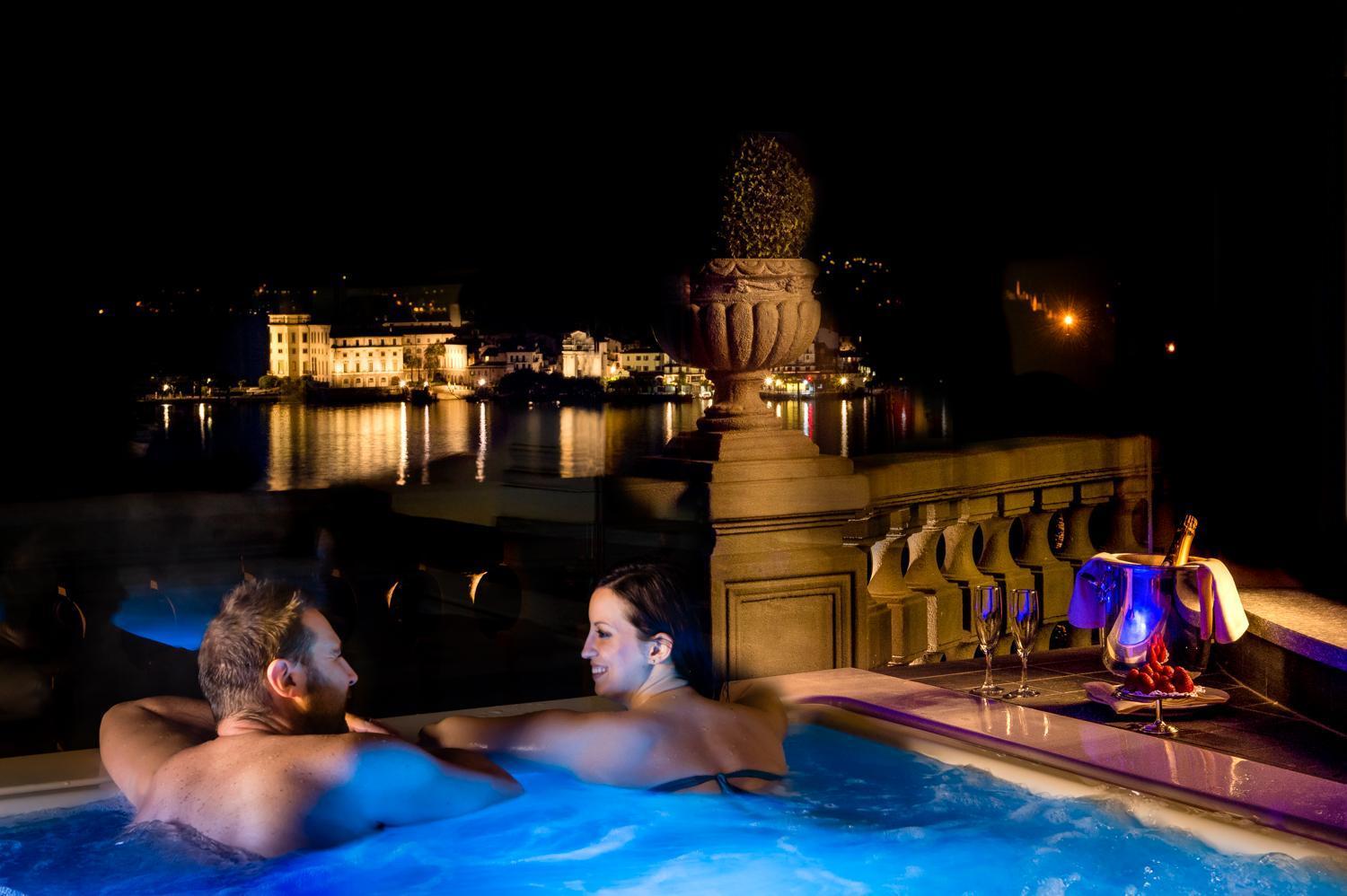 King Suite Spa Bath