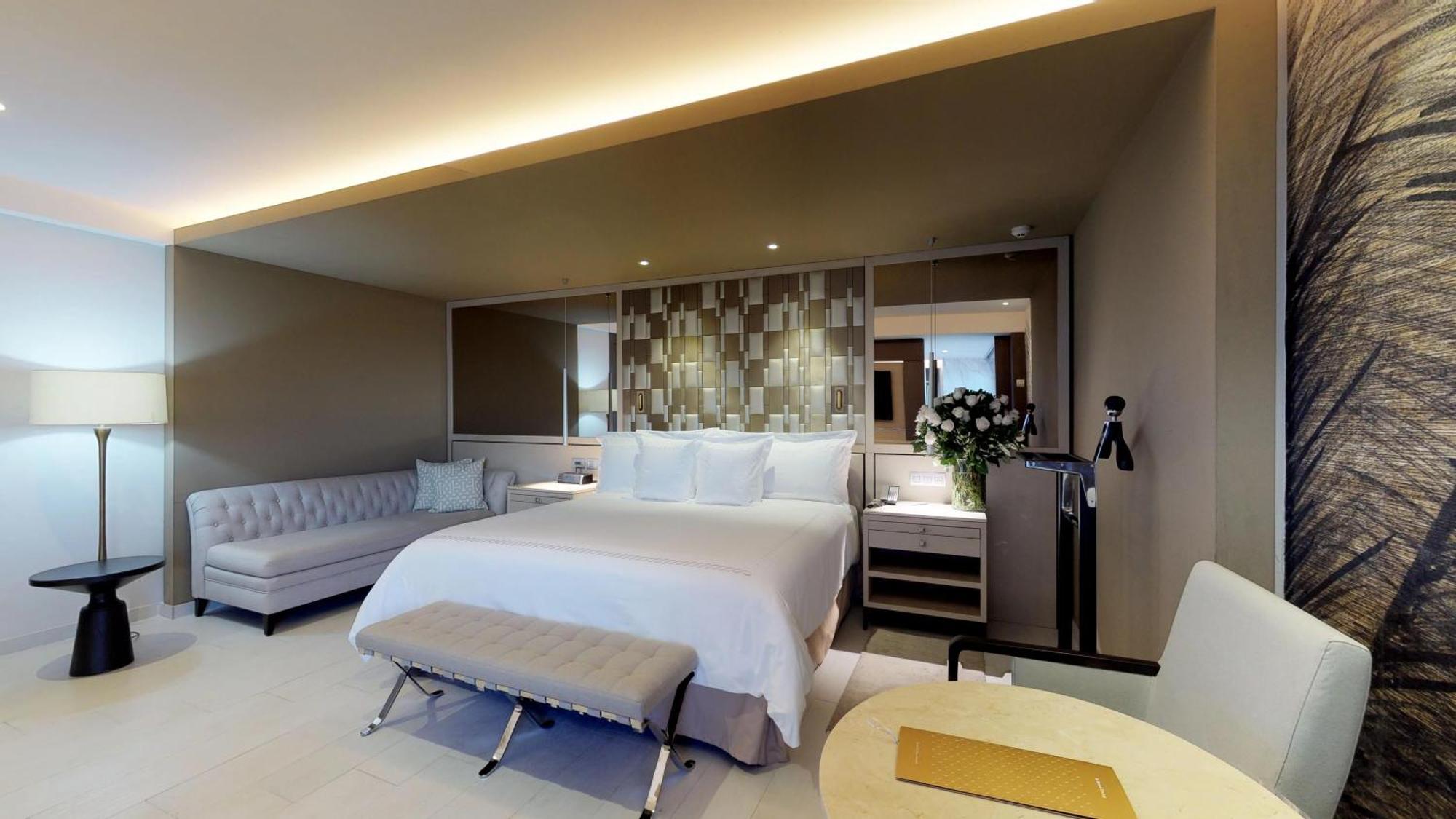 Suite Júnior Ambassador Royal