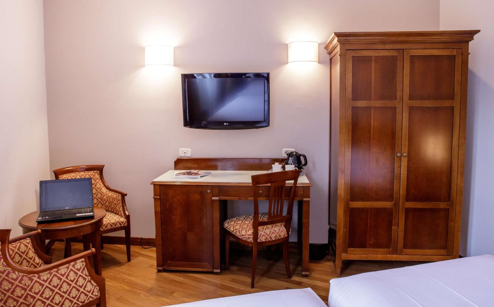 Standard Single Room