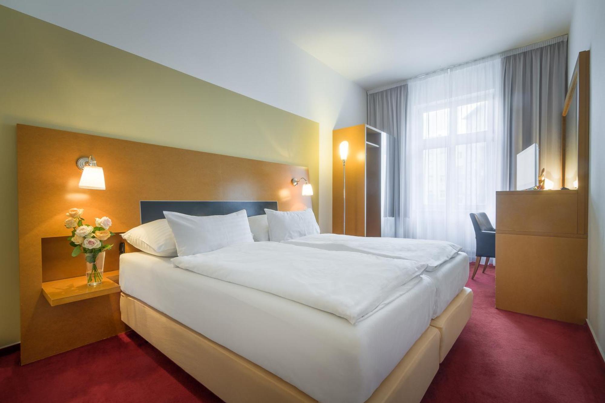 Standard Double Room with Extra Bed