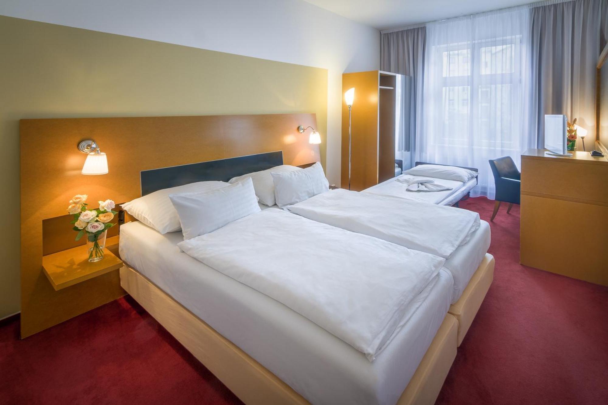 Standard Double Room Extra Bed