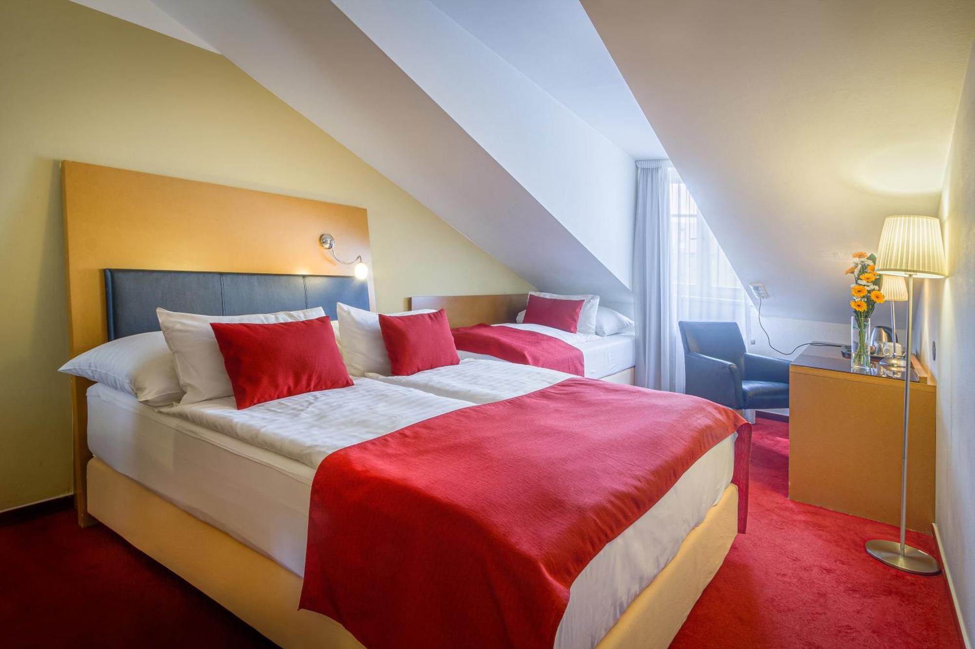 Standard Double Room Extra Bed