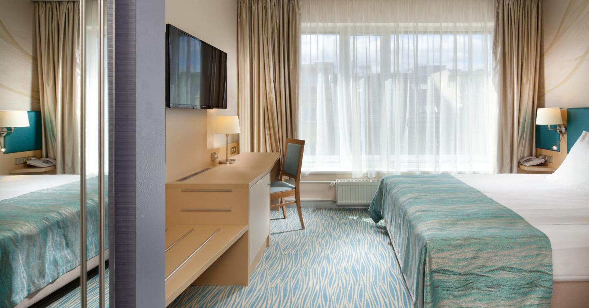 Standard King Room