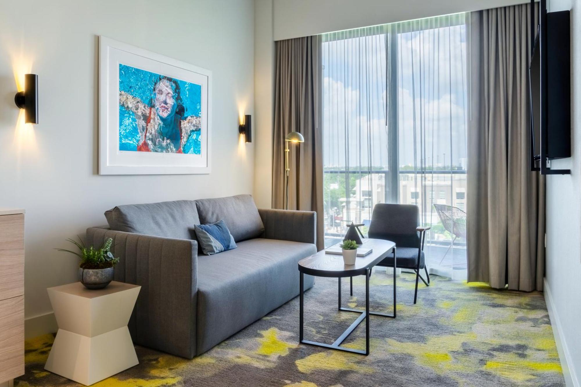 One-Bedroom Suite