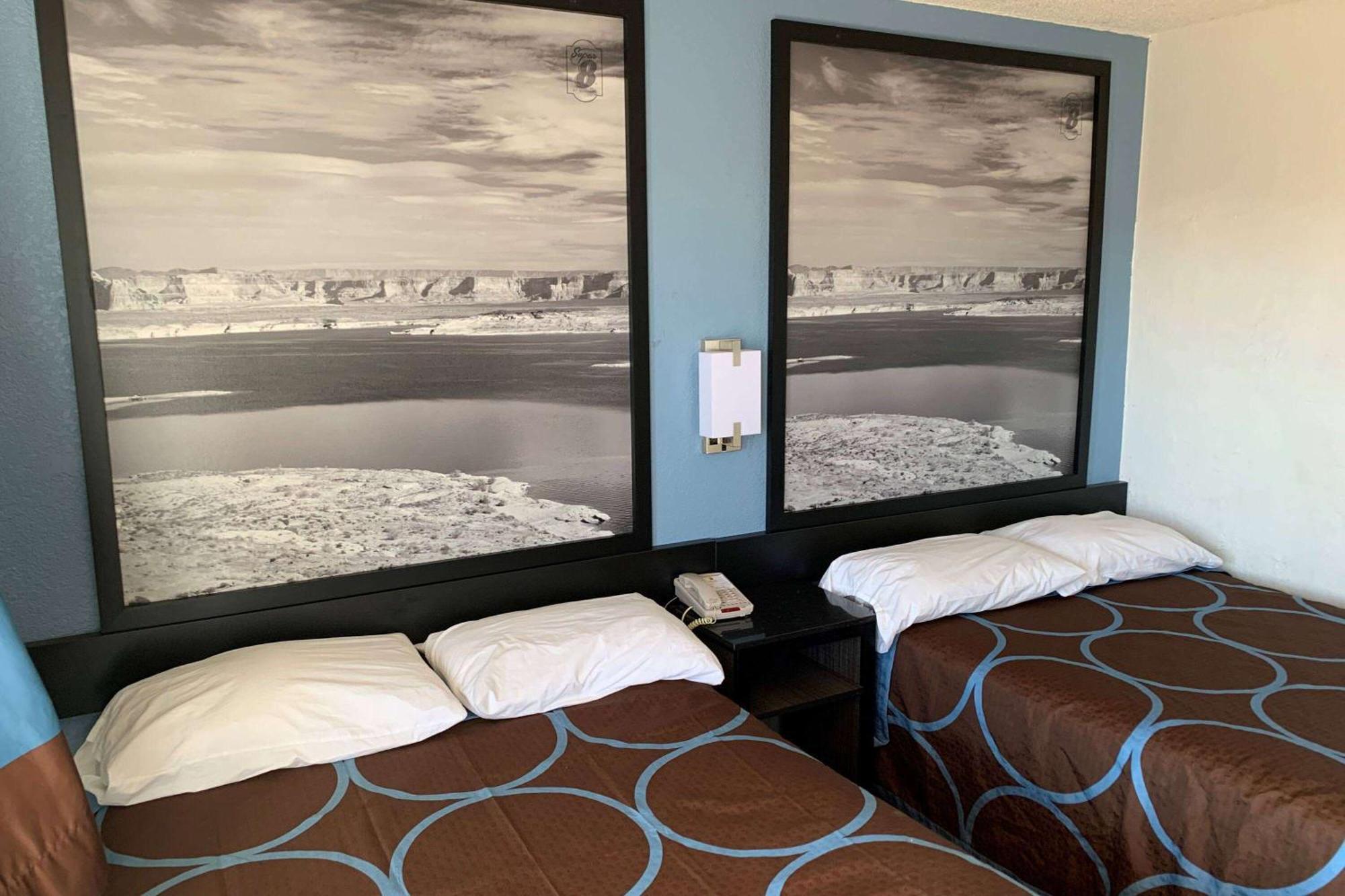 Double Room with Two Double Beds - Non-Smoking