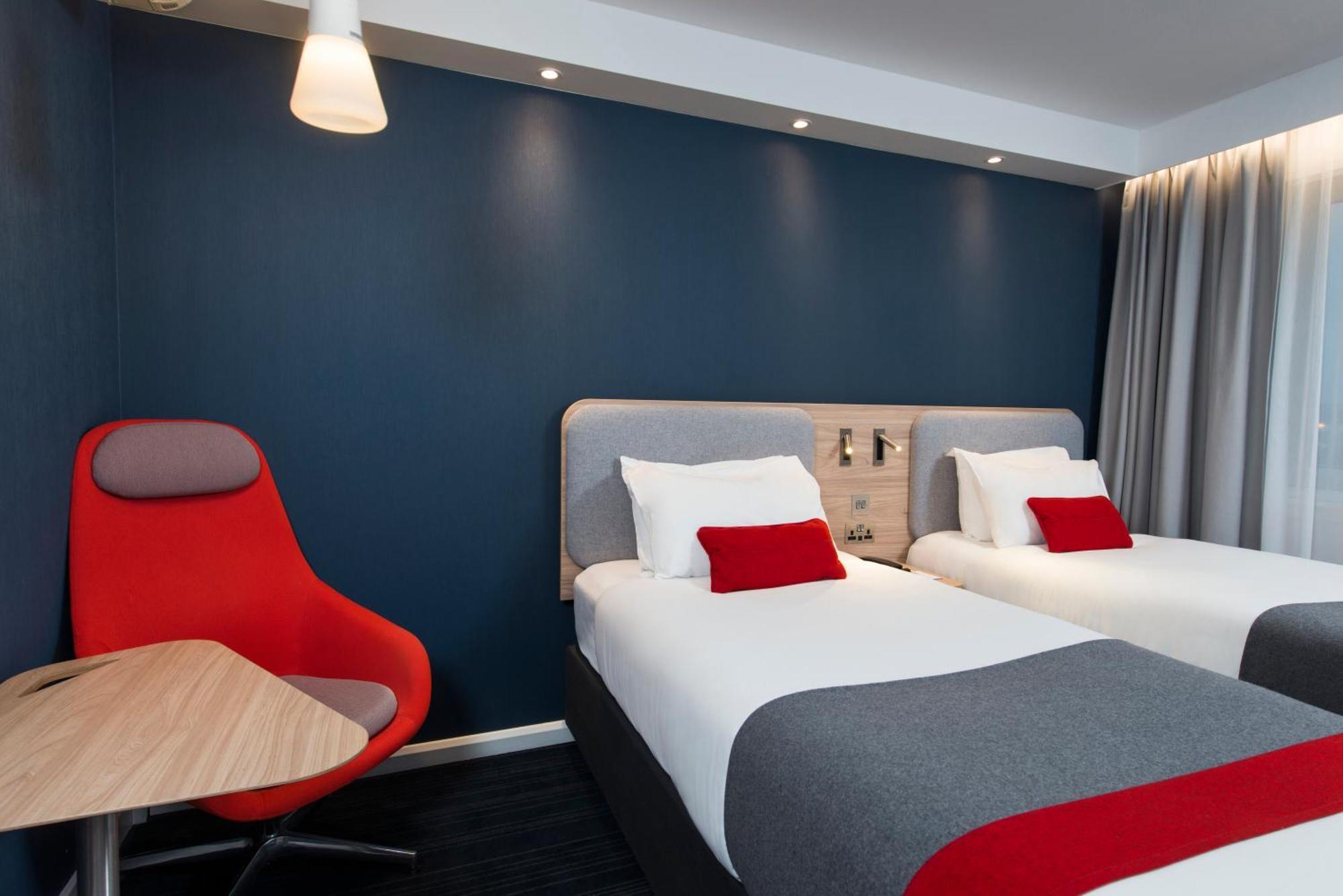Standard Twin Room Hot