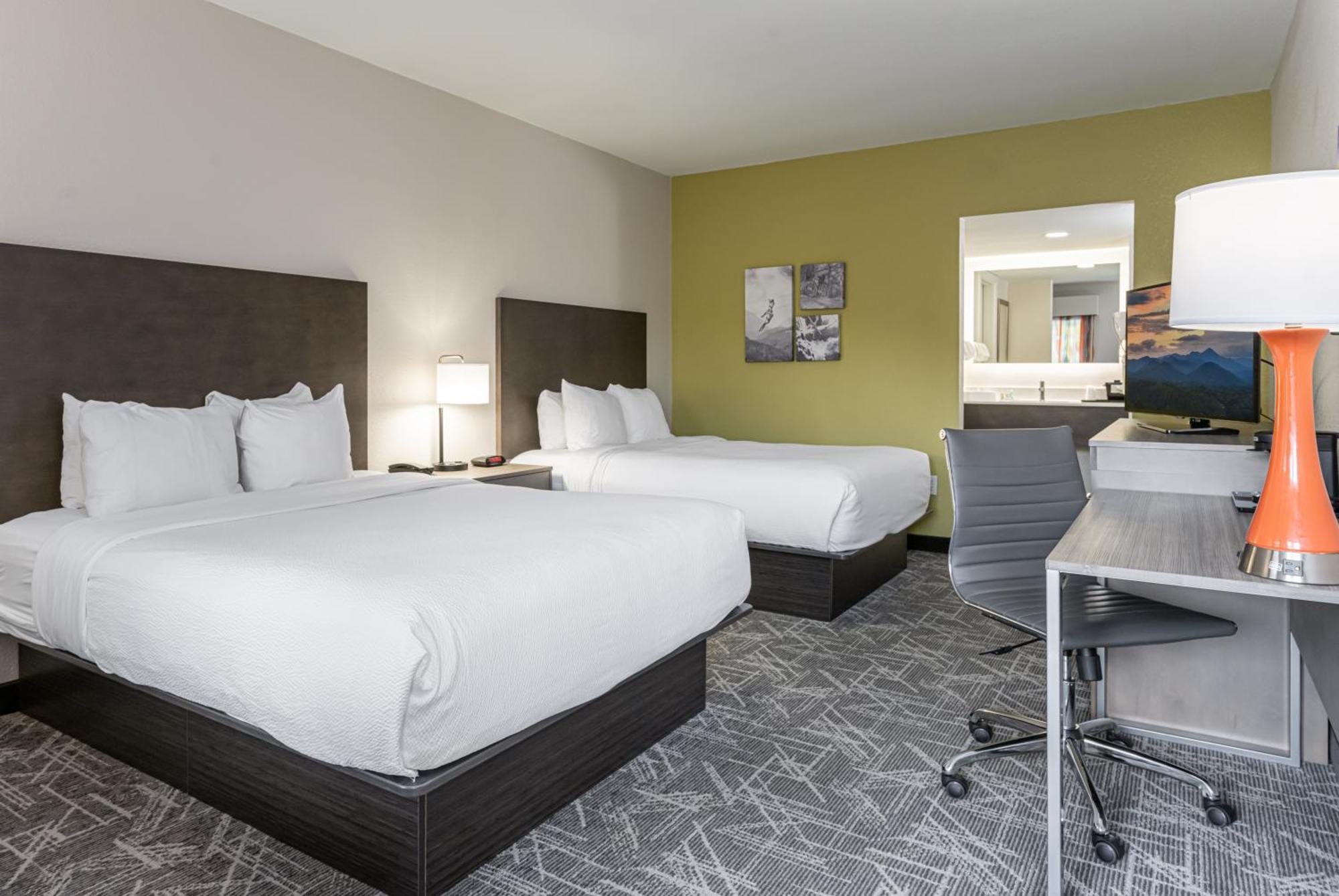 Queen Room with Two Queen Beds - Non-Smoking