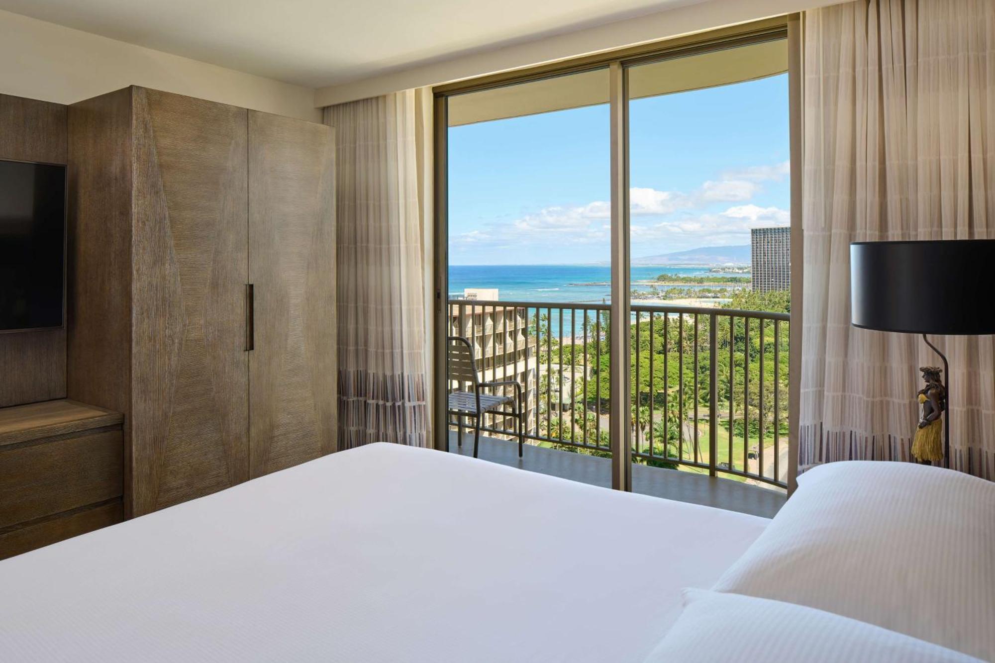 One Bedroom Premium King Suite Ocean View