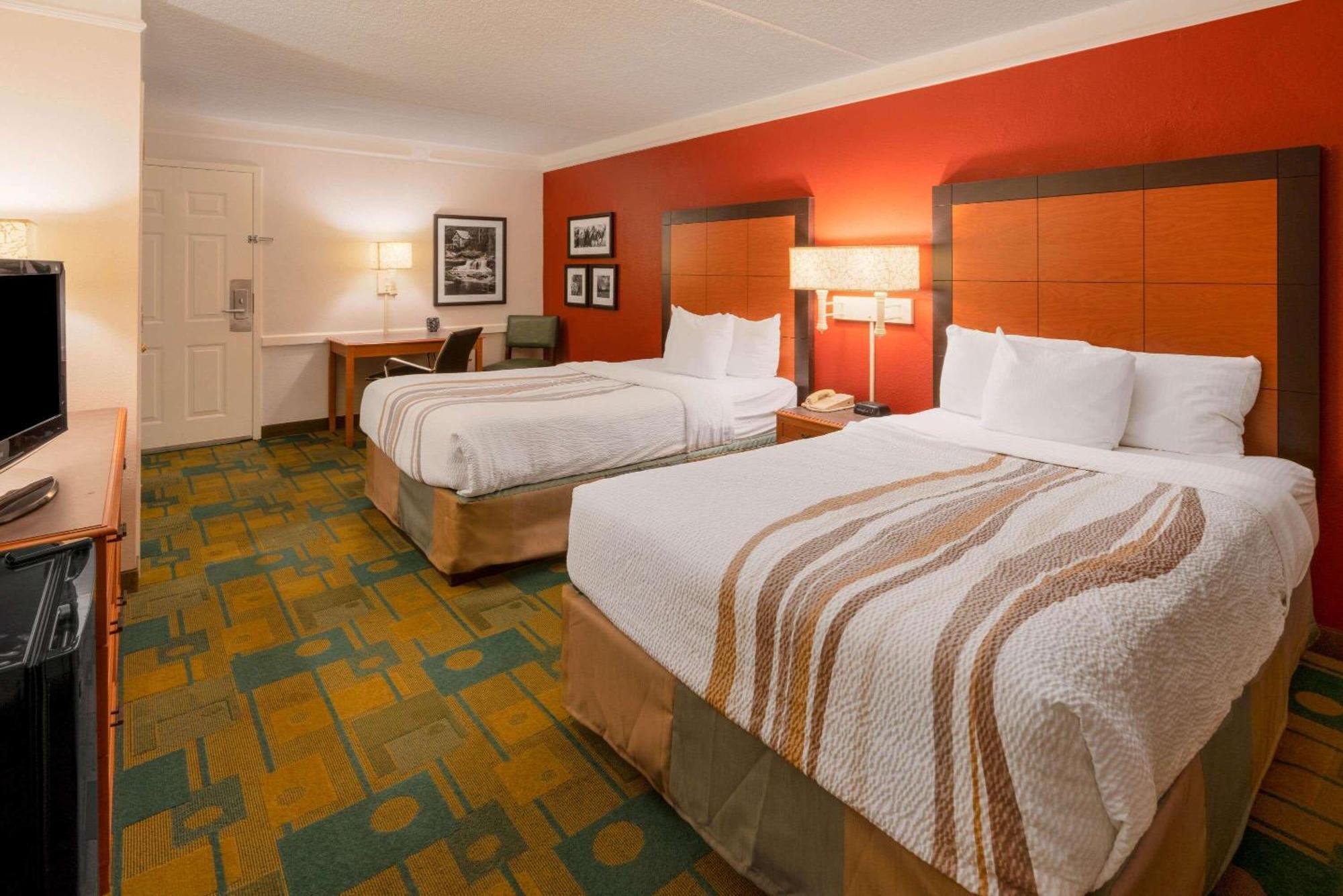 Premium Double Room with Two Double Beds - Non-Smoking