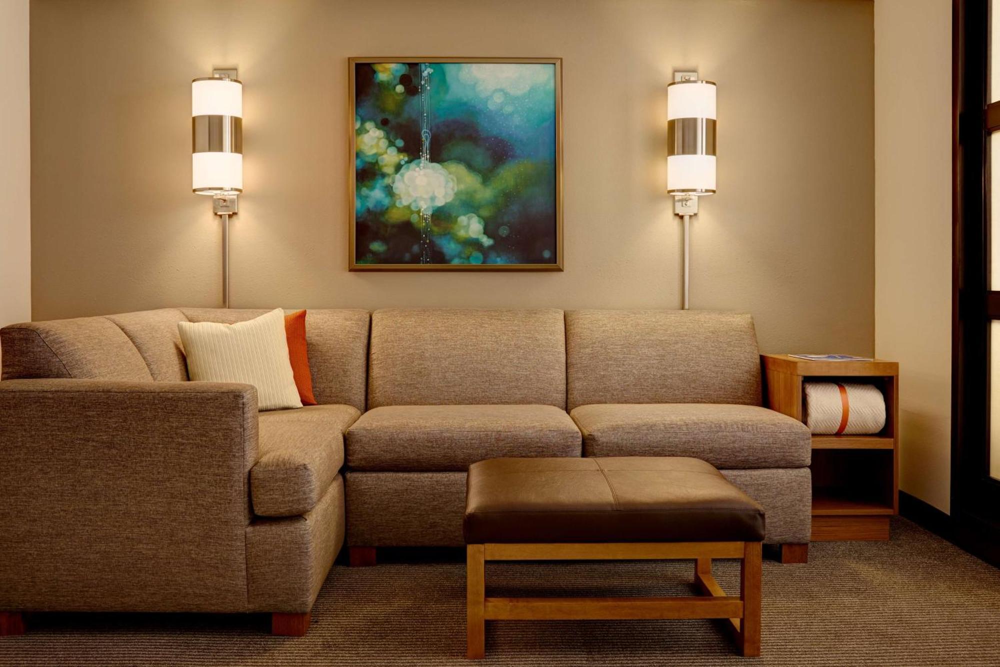 King Room with Sofa Bed
