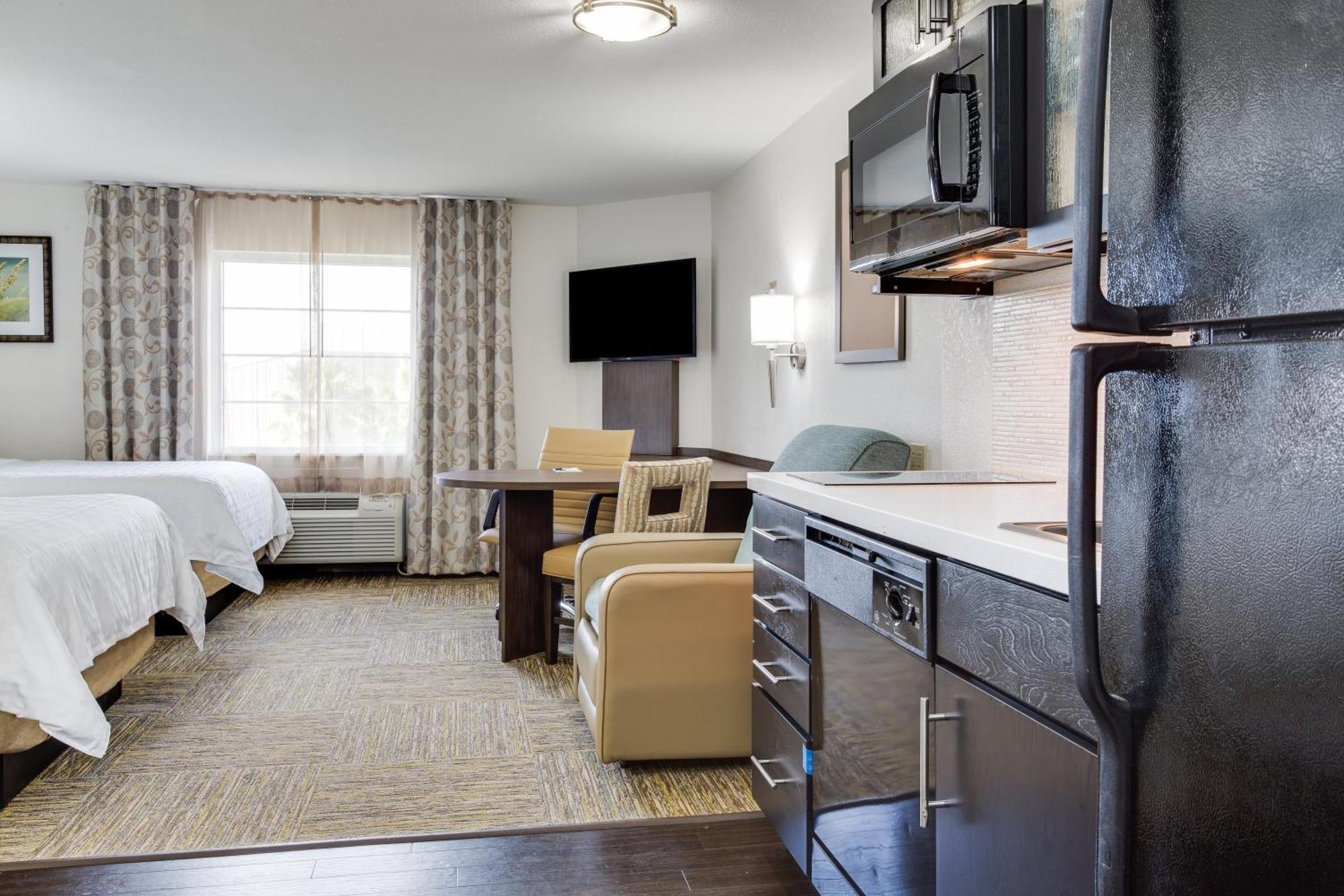 Studio Suite,1276160794:JPEG