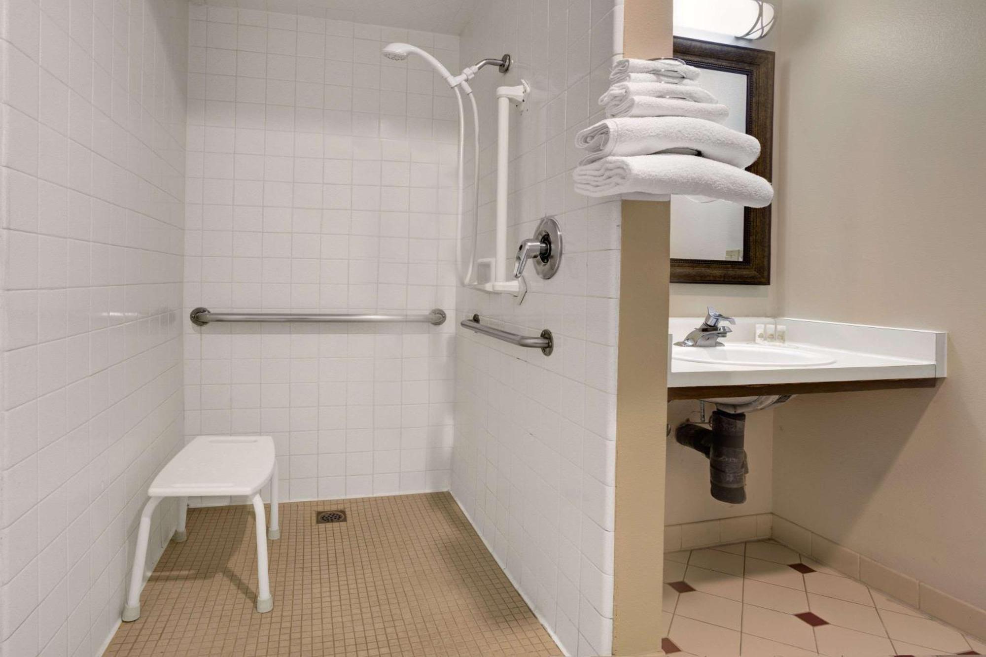 Queen Room Mobility Access or Non-Smoking