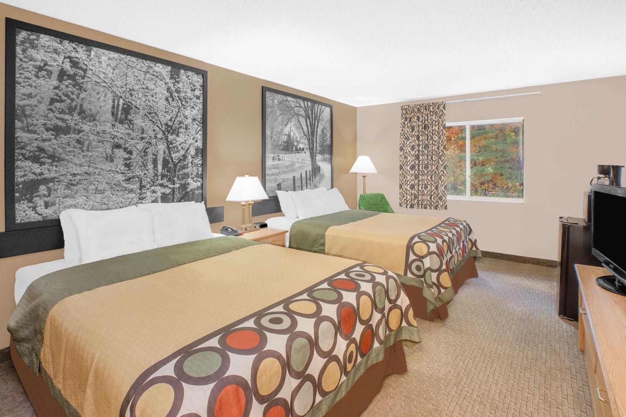 Double Room with Two Double Beds - Non-Smoking