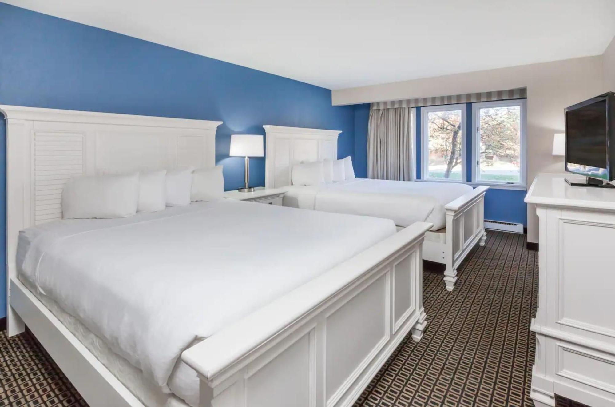 Two-Bedroom Studio Kitchenette Balcony Stairway Access or Non-Smoking