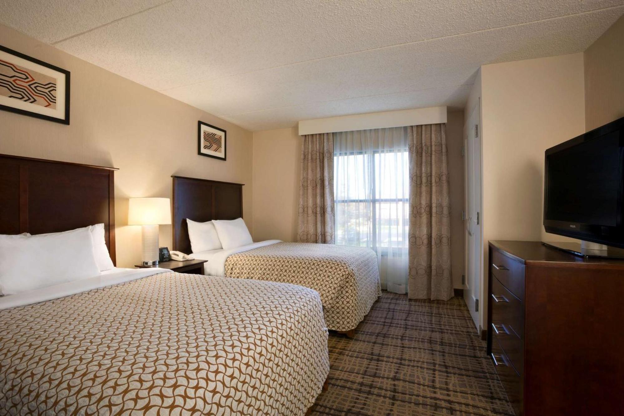 Suite Two Double Beds Mobility Hearing Access or Non-Smoking