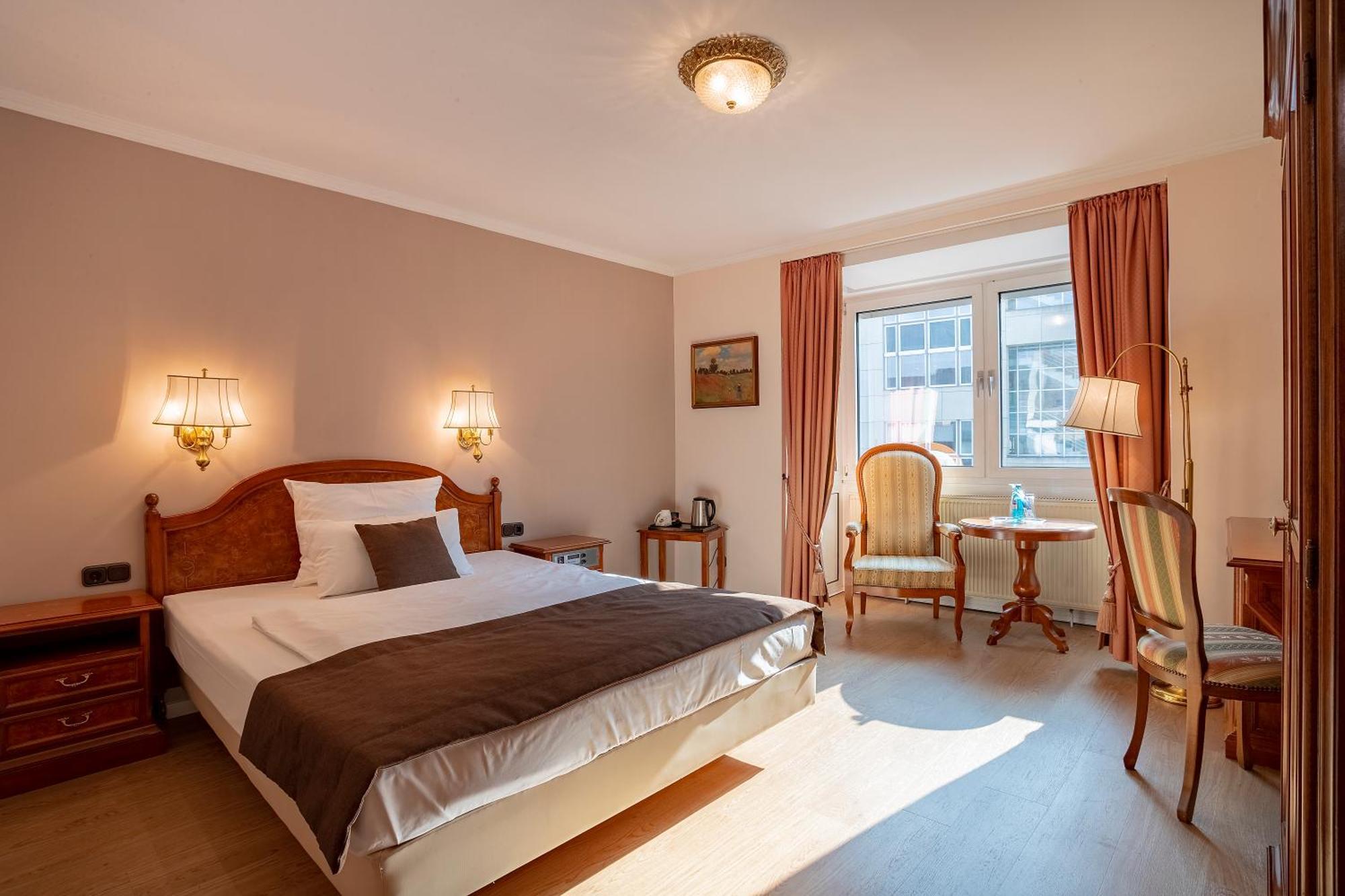Standard Single Room