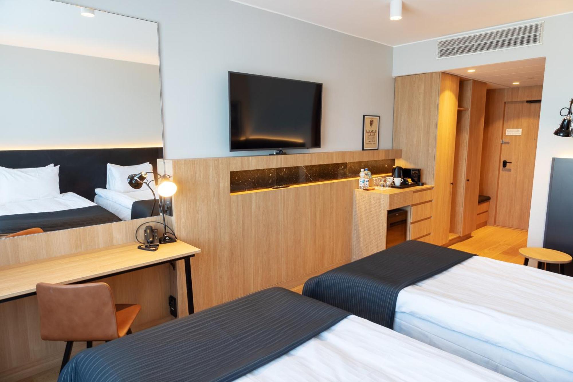 Standard Twin Room Top Floor