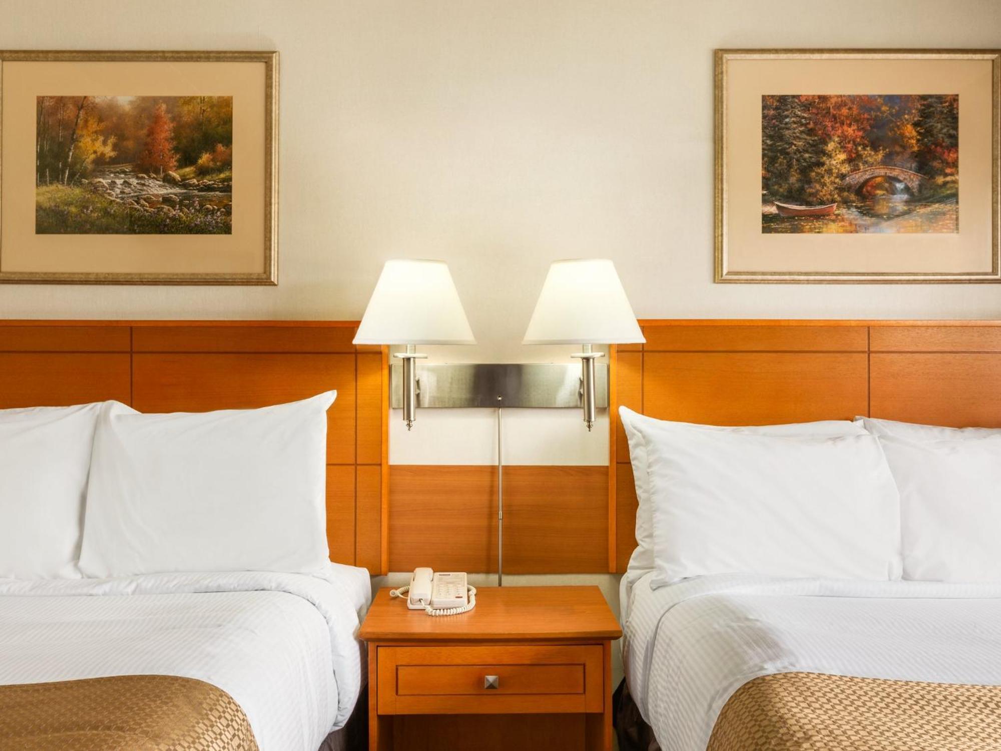 Double Room Two Double Beds Non-Smoking