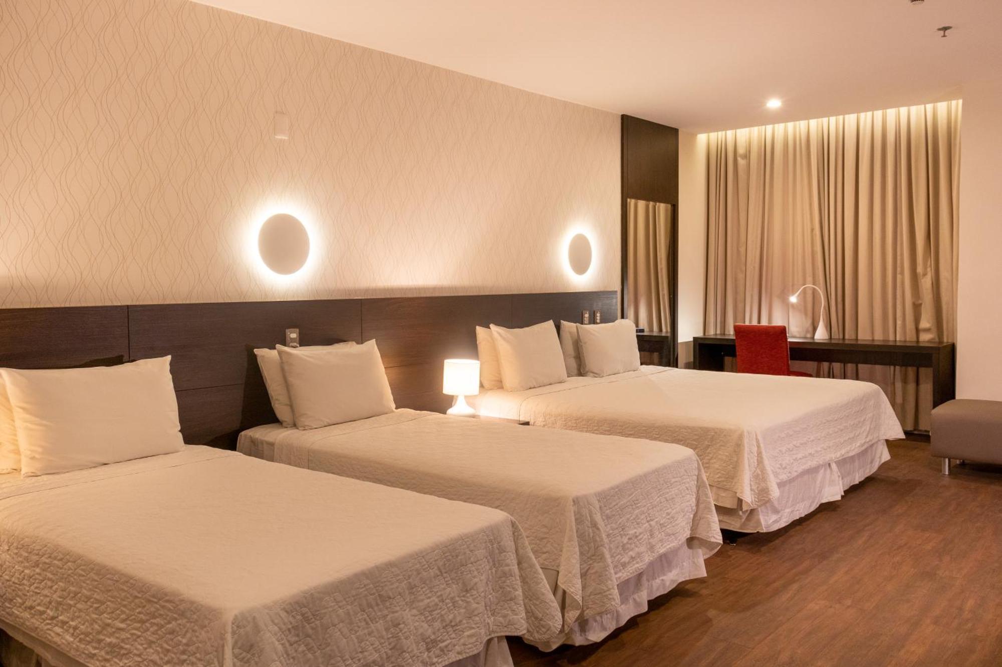 Deluxe Family Suite