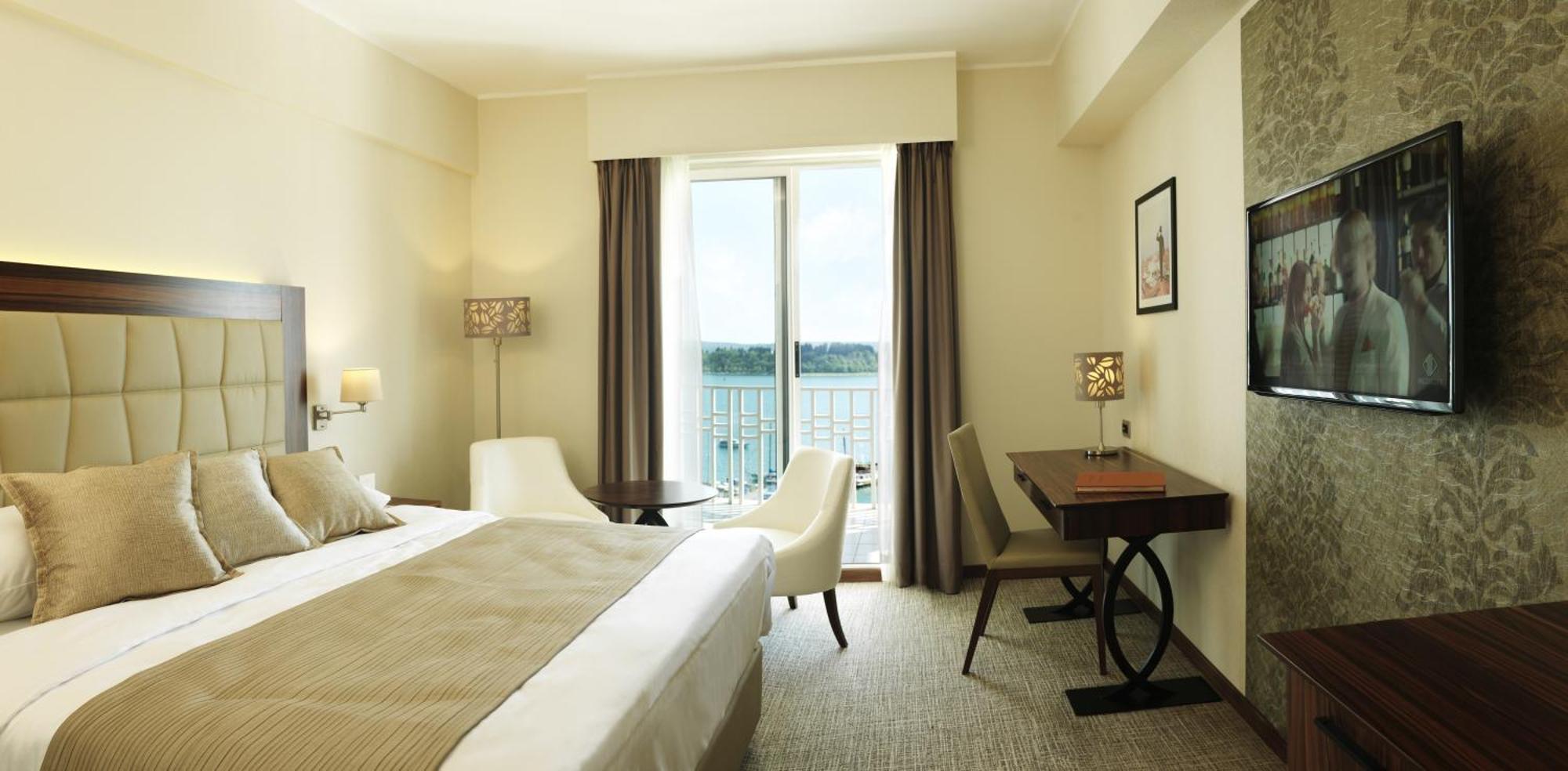Executive Double Room Sea View Sauna Relax